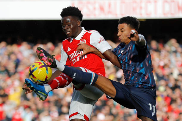 必须分析她 必须分析她